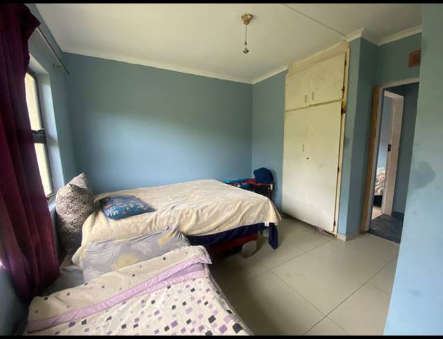 4 BEDROOM HOUSE FOR SALE IN KWAMASHU